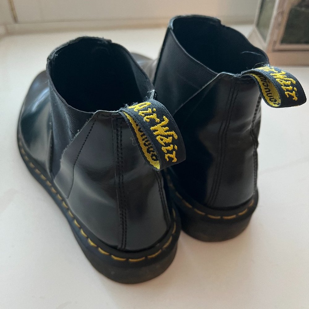 Dr. Martens Smooth Leather Chelsea Boots - Picture 2 of 4